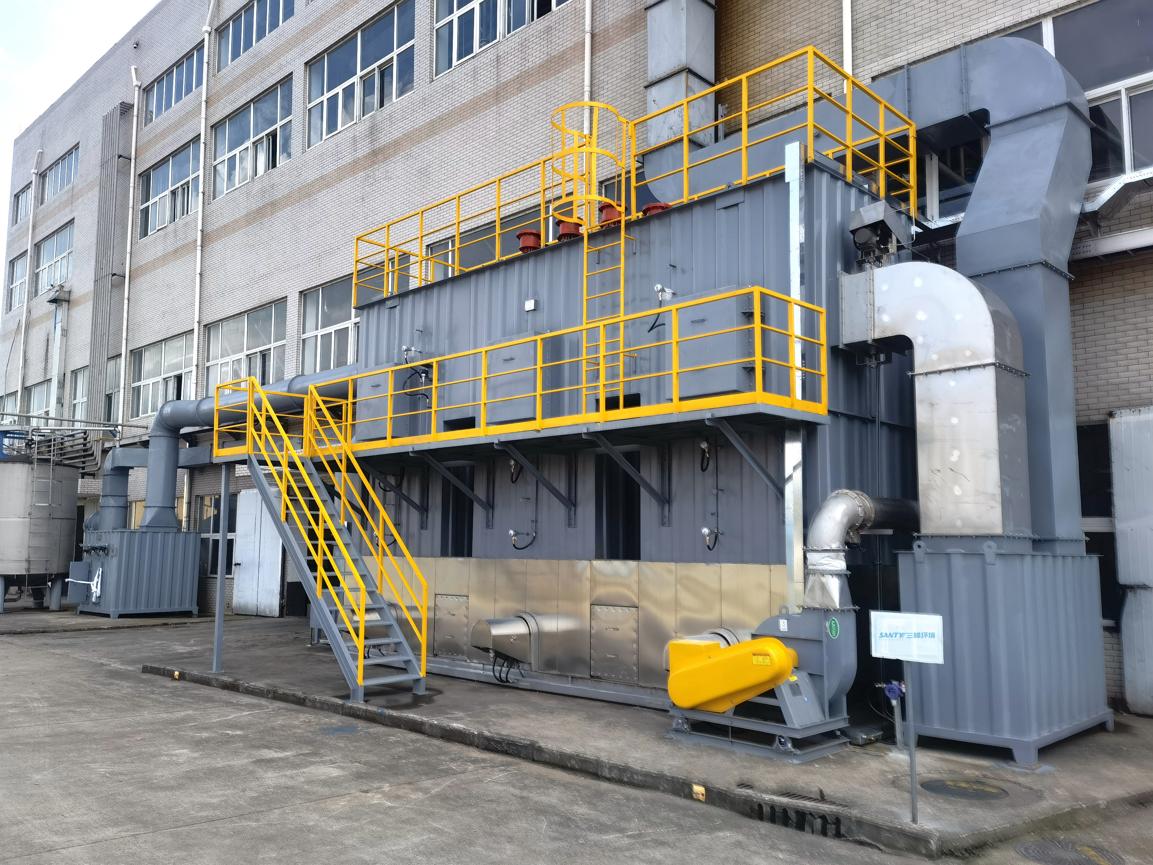 蓄熱式催化氧化爐(三塔式RCO) 蓄熱式催化氧化爐RCO